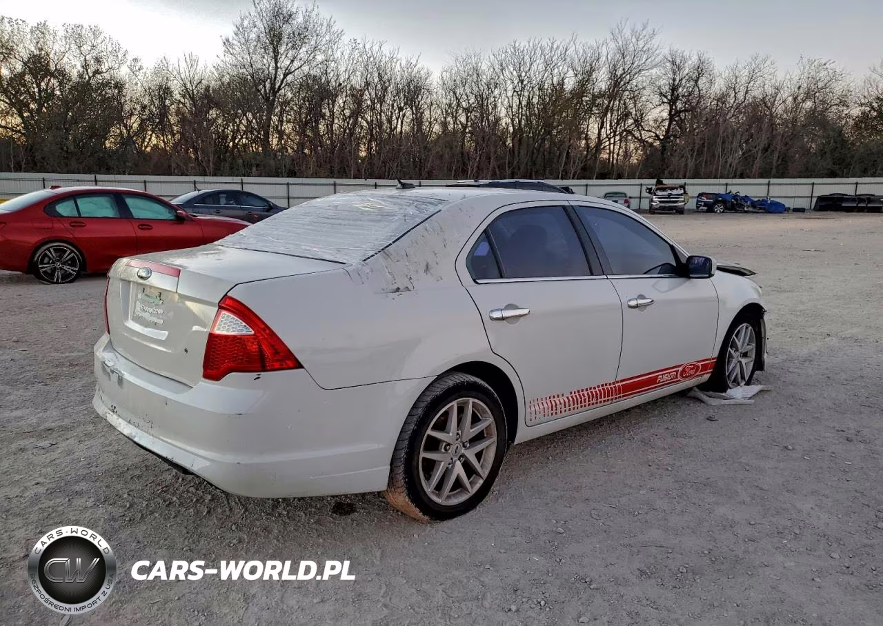 2010 Ford Fusion Se VIN:3FAHP0HA5AR389804 - 3
