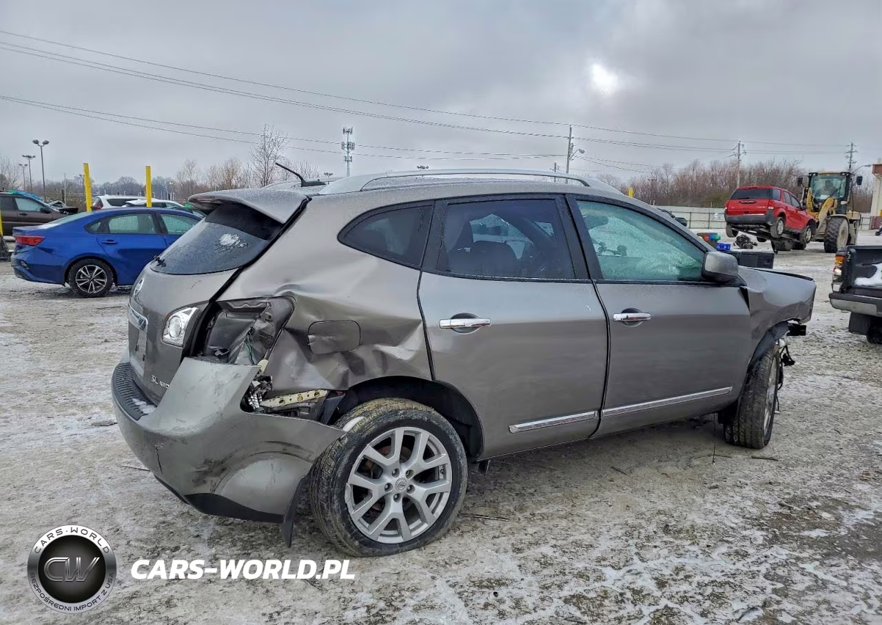 2013 Nissan Rogue S VIN:JN8AS5MV5DW632128 - 3