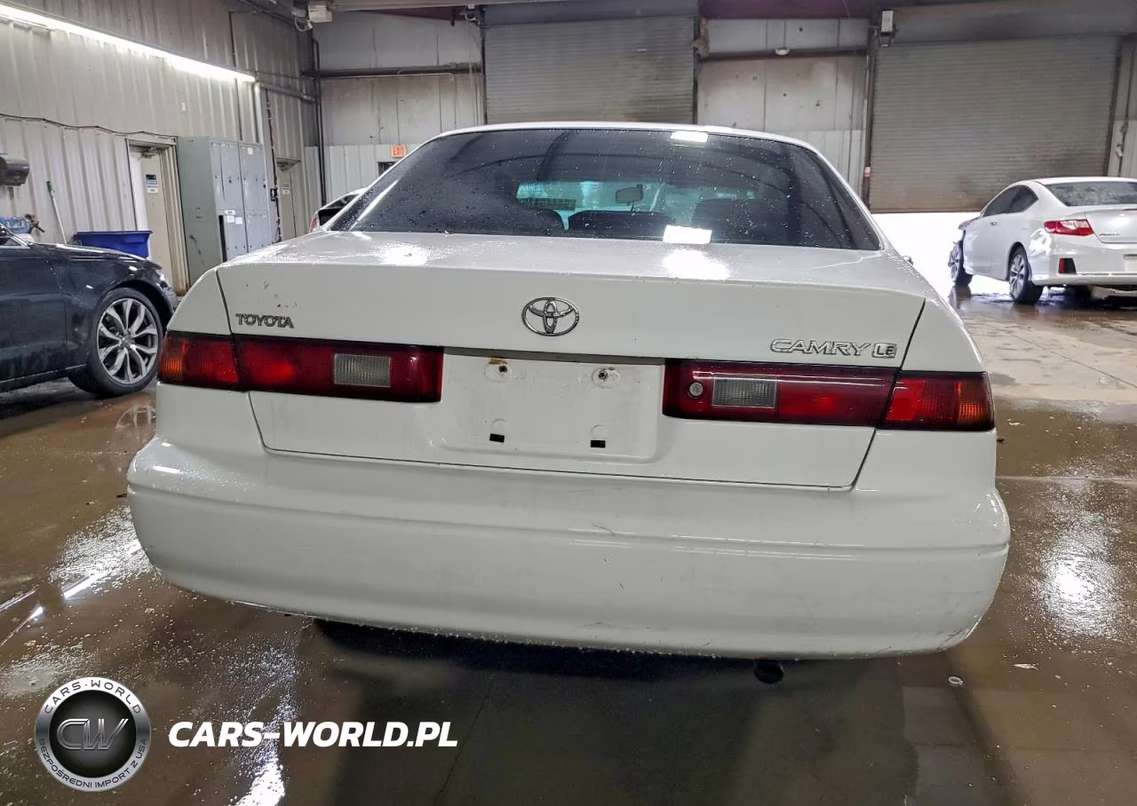 1999 Toyota Camry Le VIN:JT2BG22K5X0374668 - 6