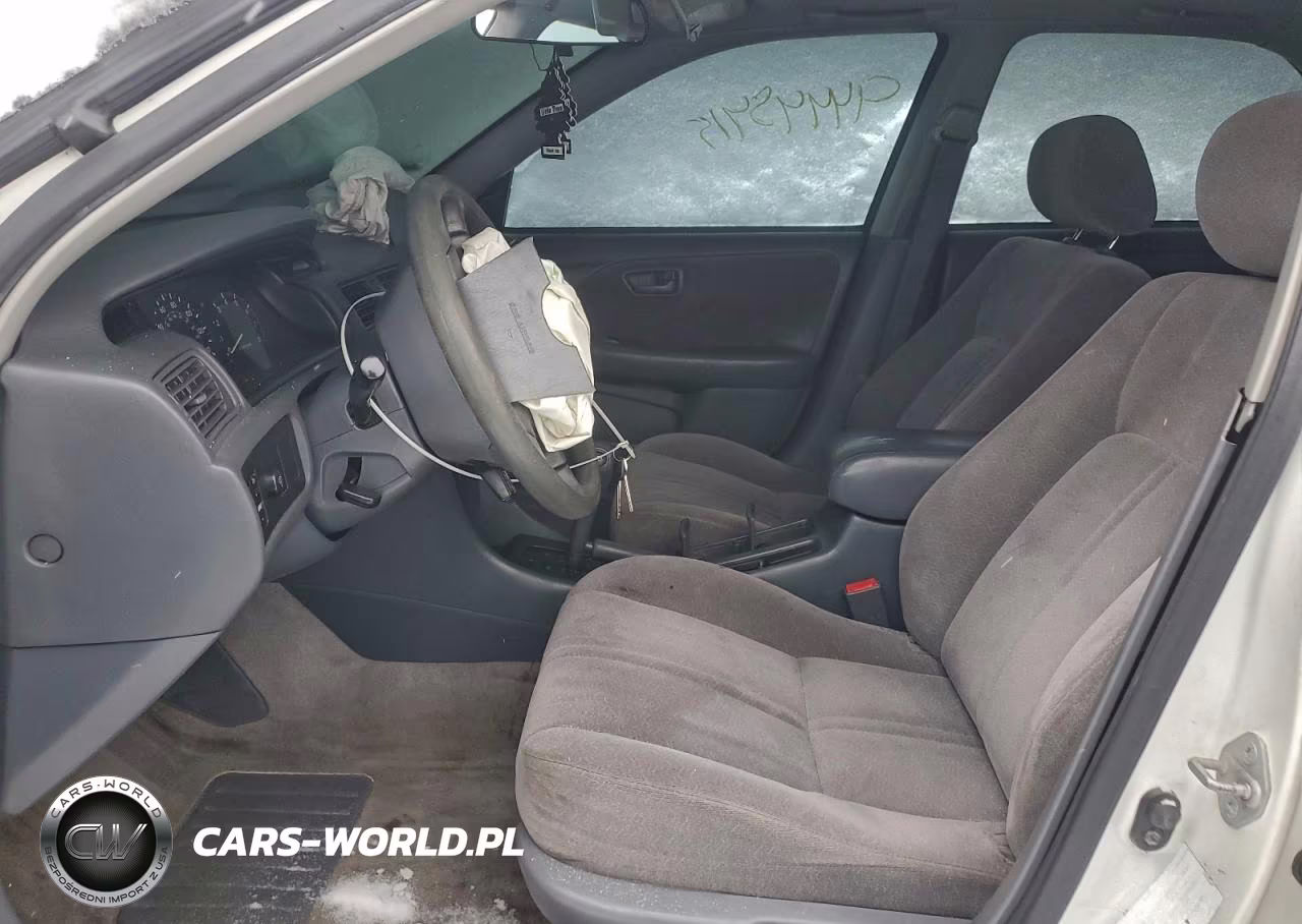 1999 Toyota Camry Le VIN:JT2BG22K5X0374668 - 7