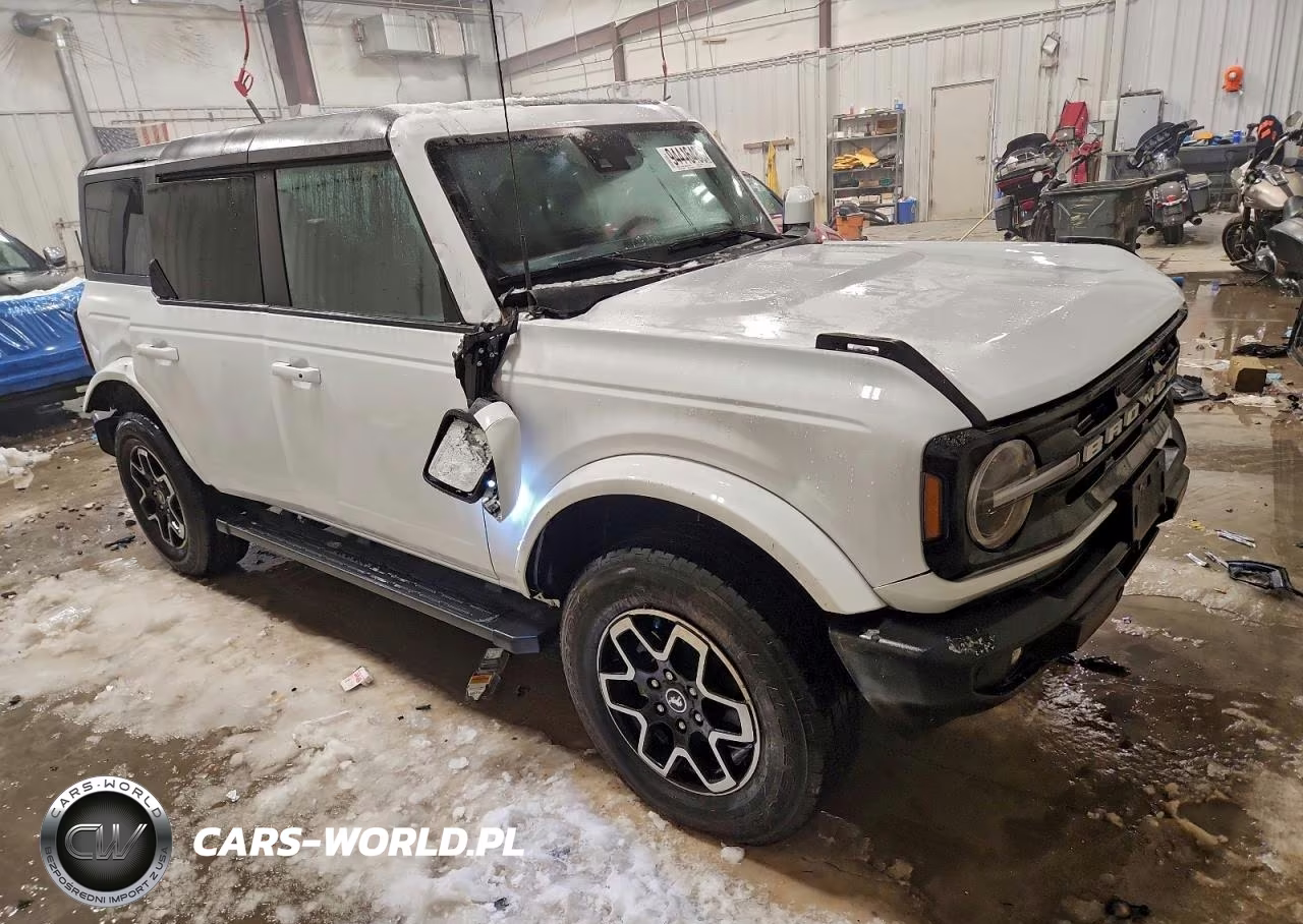 2024 Ford Bronco Outer Banks VIN:1FMDE8BH7RLA11914 - 4