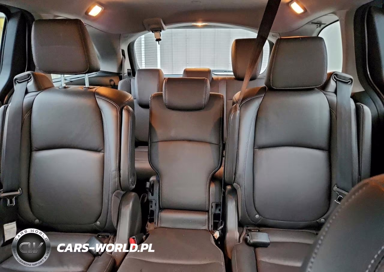 2023 Honda Odyssey Touring VIN:5FNRL6H86PB024097 - 10