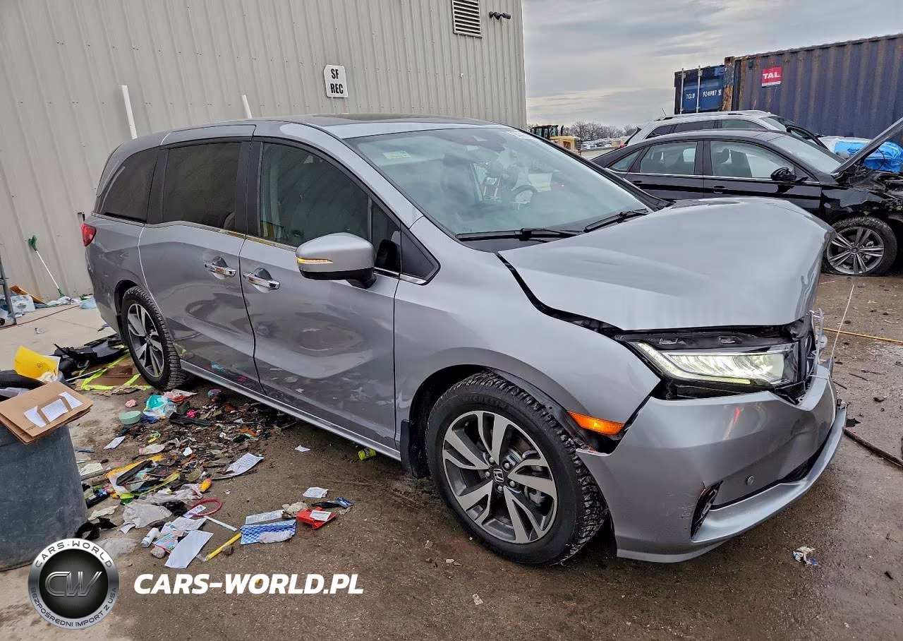 2023 Honda Odyssey Touring VIN:5FNRL6H86PB024097 - 4