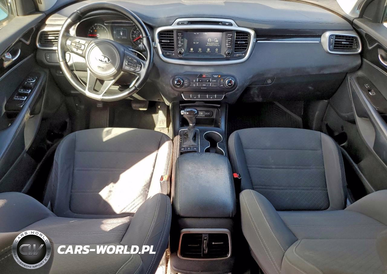 2017 Kia Sorento Lx VIN:5XYPGDA37HG256104 - 8