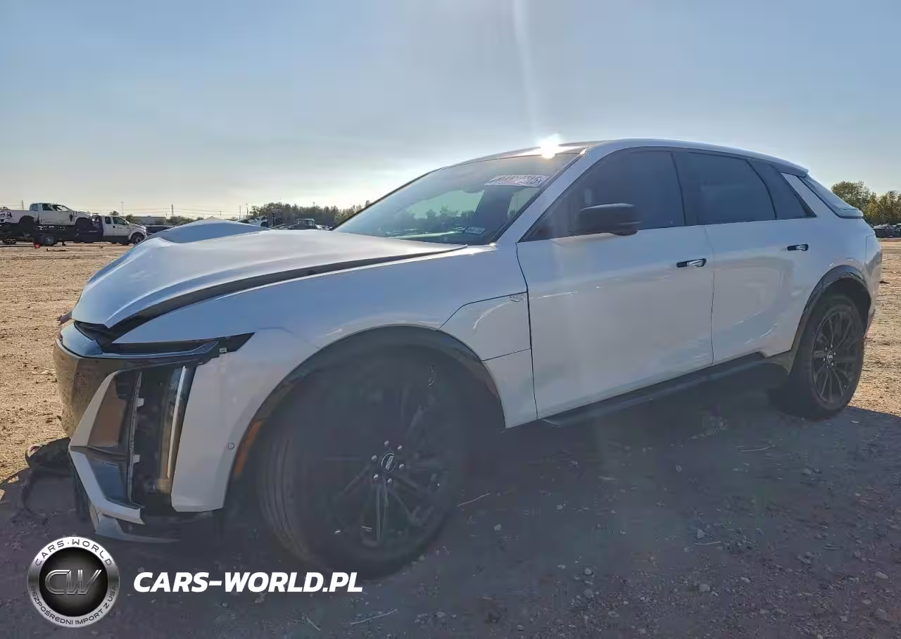 2024 Cadillac Lyriq Sport