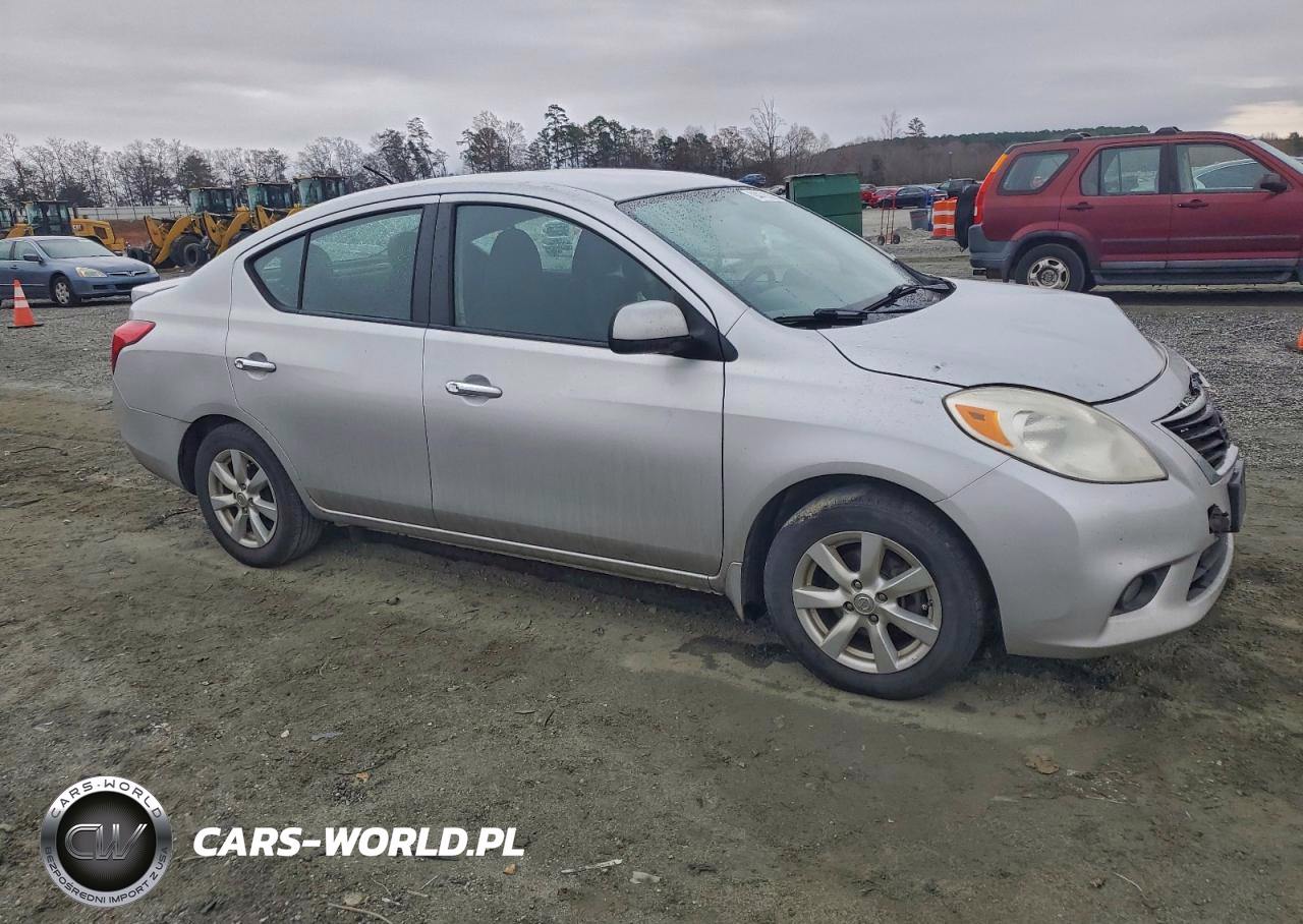 2013 Nissan Versa 1.6 S VIN:3N1CN7AP7DL892388 - 4