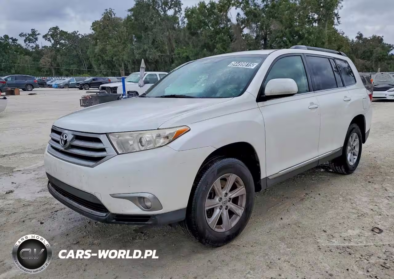 2013 Toyota Highlander Base