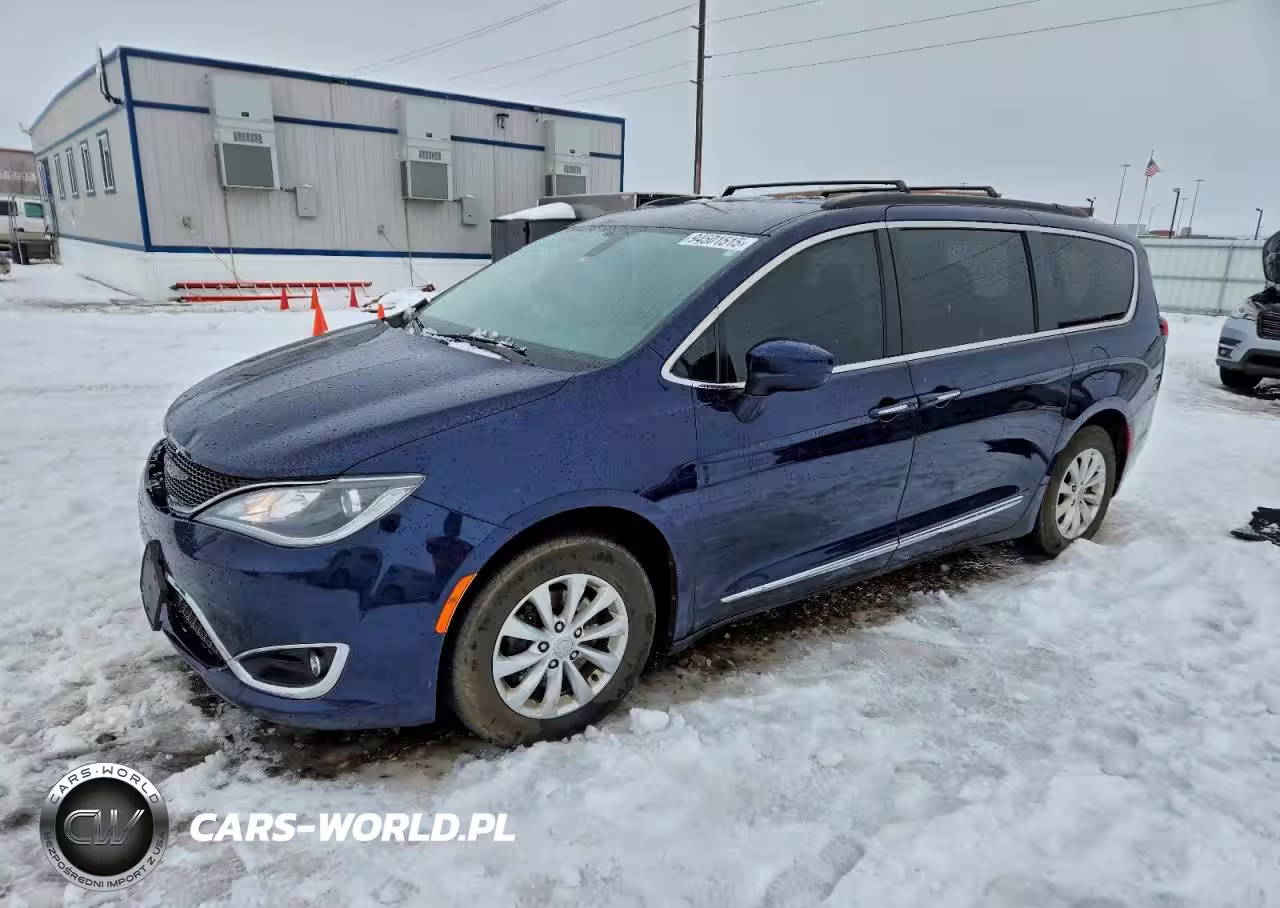 2017 Chrysler Pacifica Touring L