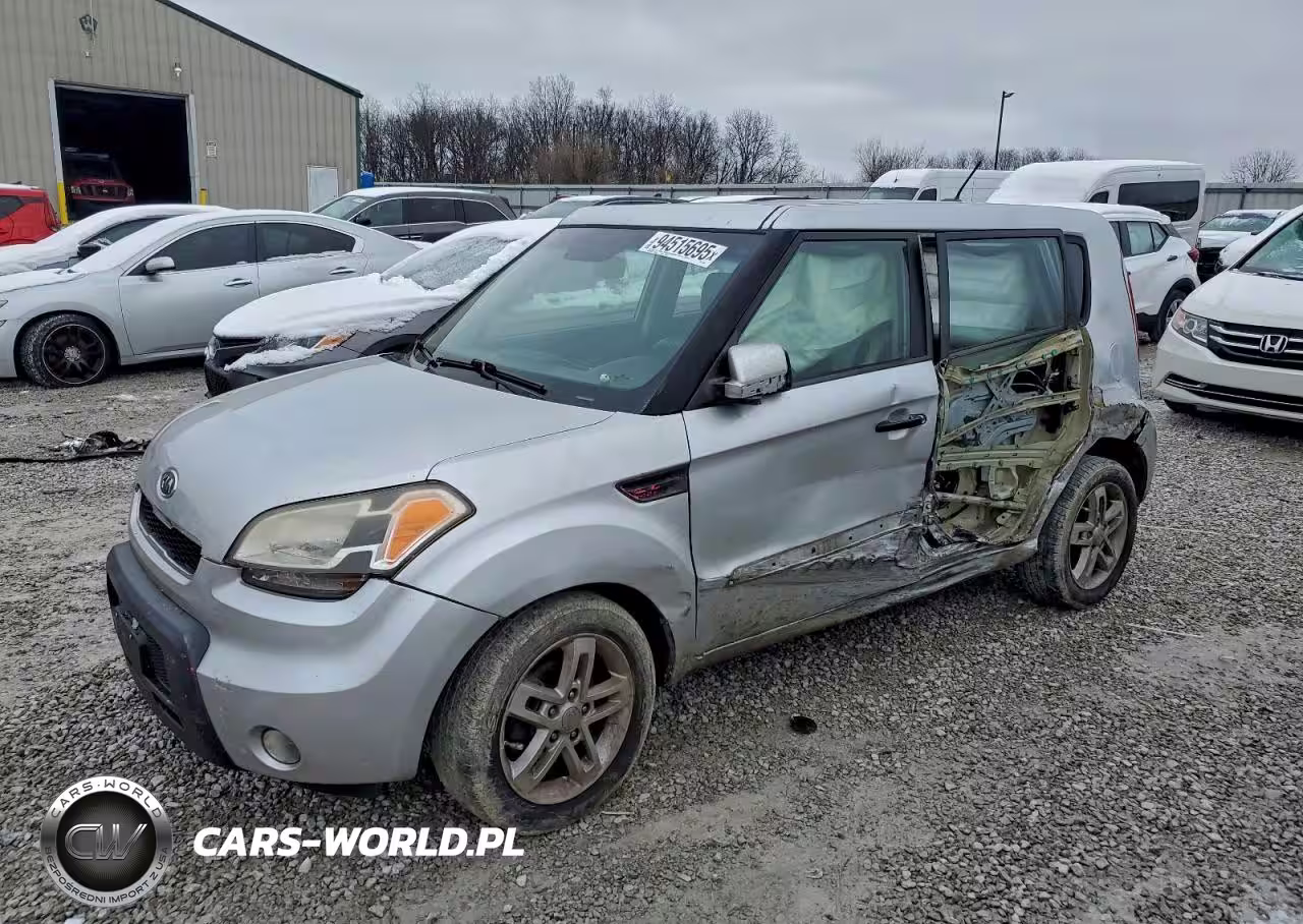 2010 Kia Soul +