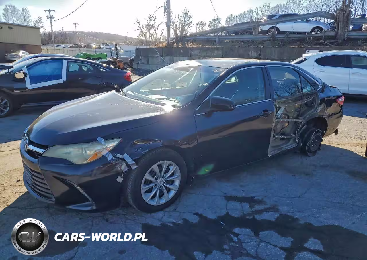 2016 Toyota Camry Hybrid