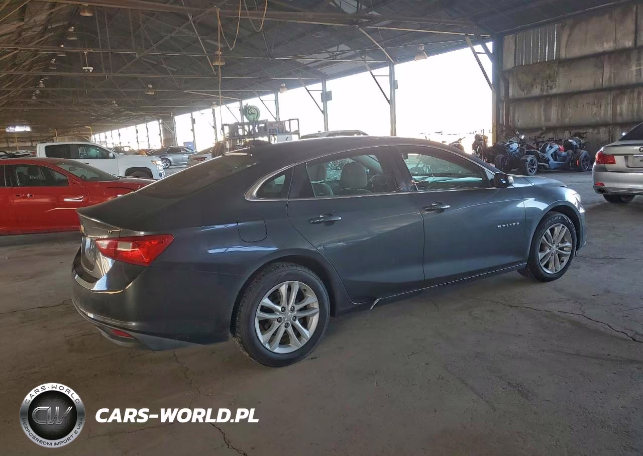 2016 Chevrolet Malibu Lt VIN:1G1ZE5ST5GF178323 - 3