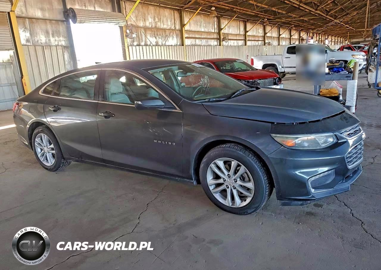 2016 Chevrolet Malibu Lt VIN:1G1ZE5ST5GF178323 - 4