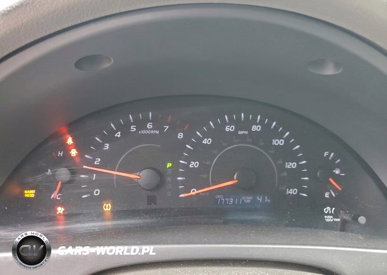 2010 Toyota Camry Le VIN:4T1BF3EK5AU036825 - 9