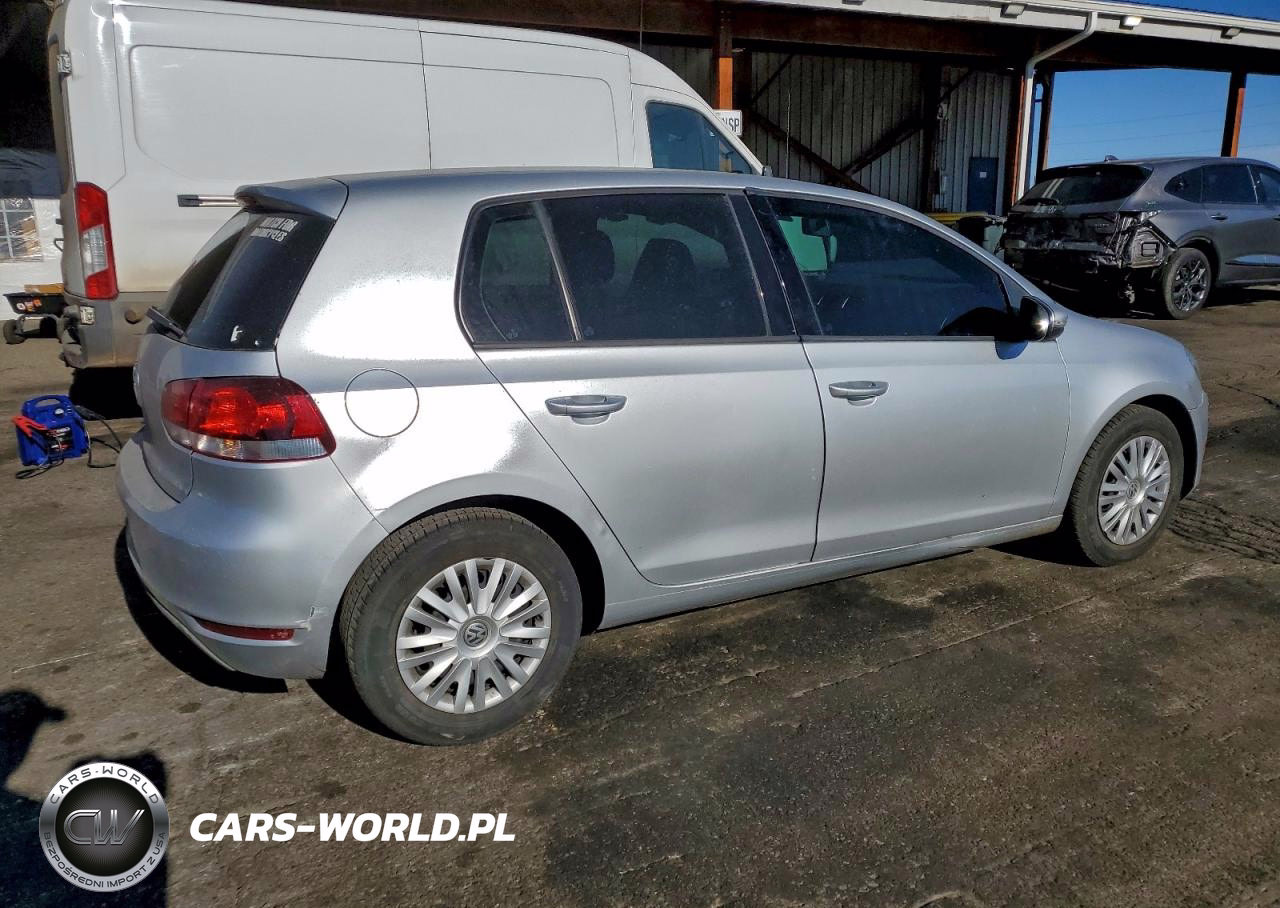 2014 Volkswagen Golf VIN:WVWDB7AJ1EW005692 - 3