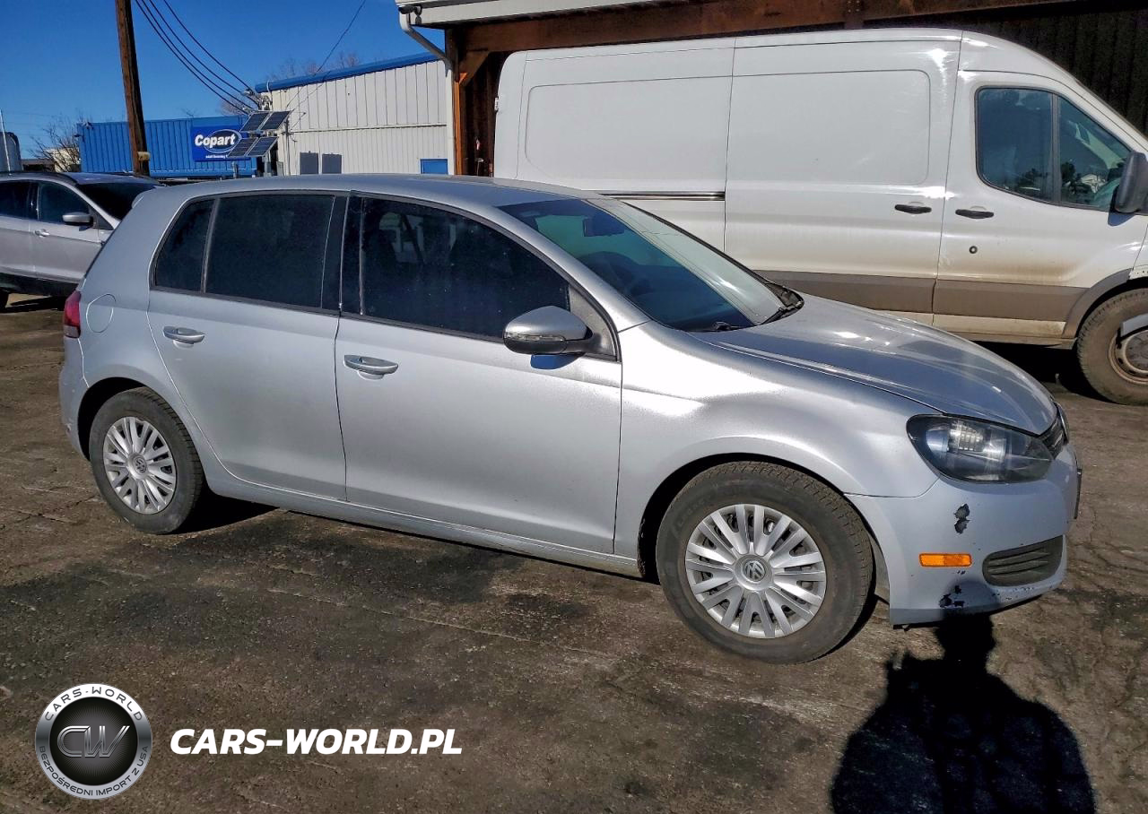 2014 Volkswagen Golf VIN:WVWDB7AJ1EW005692 - 4