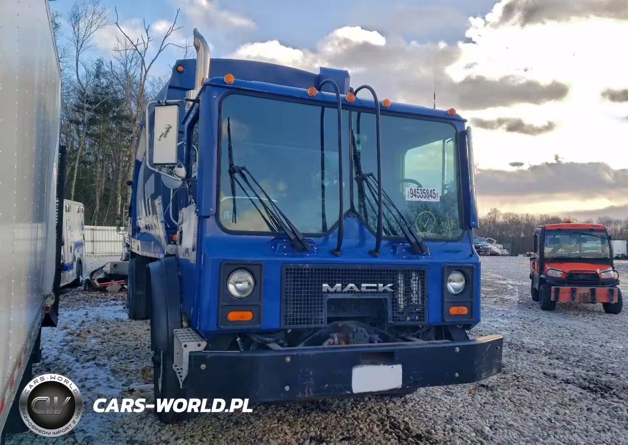2005 Mack Mr688S Refuse Truck