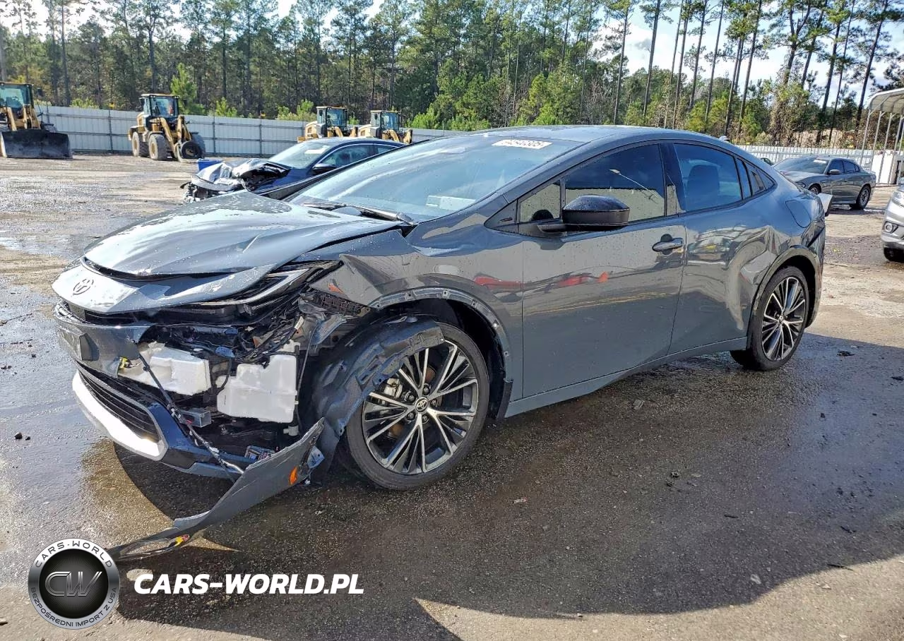 2026 Toyota Prius Le – zdjęcie 1 z 12