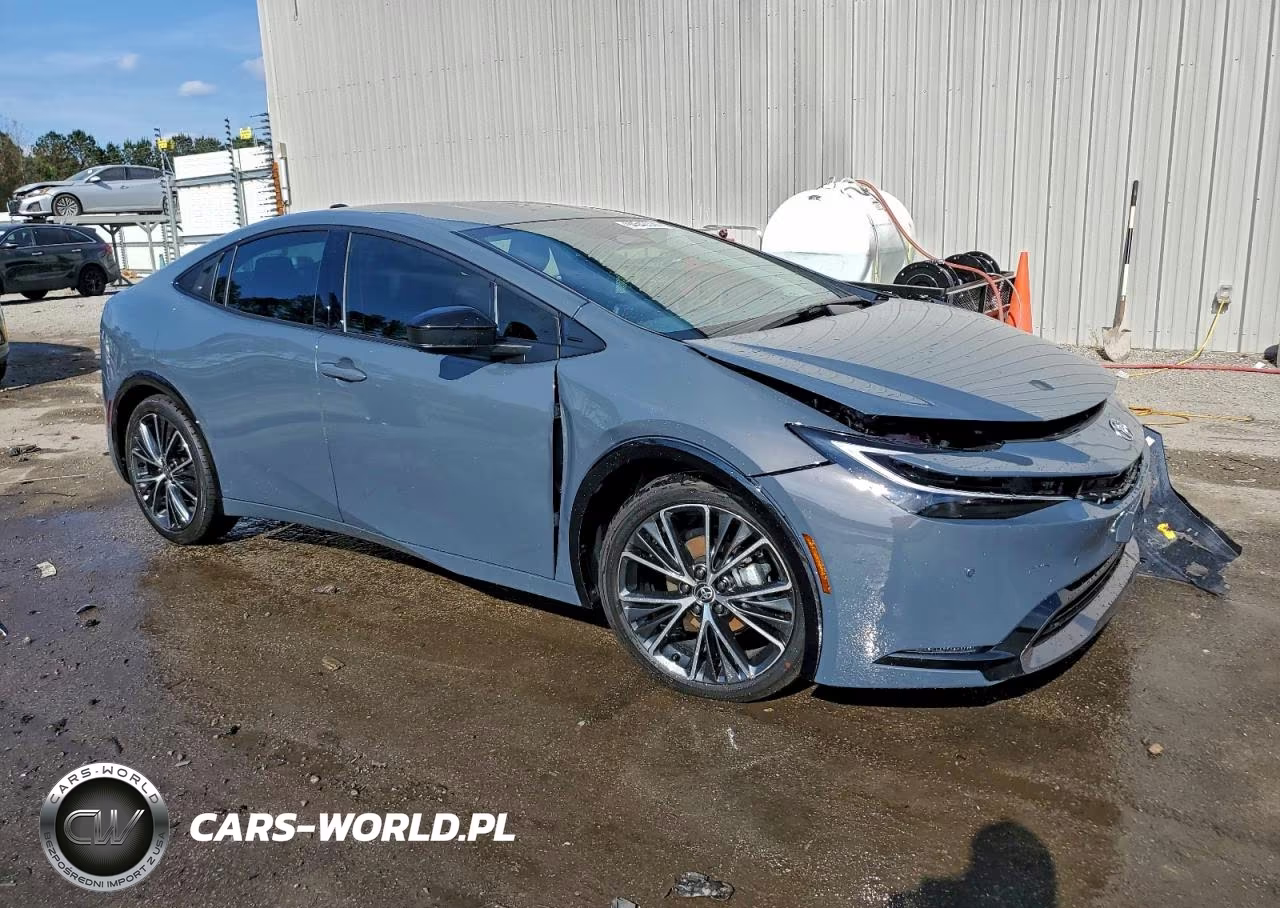 2026 Toyota Prius Le VIN:JTDACAAU5T3067778 - 4