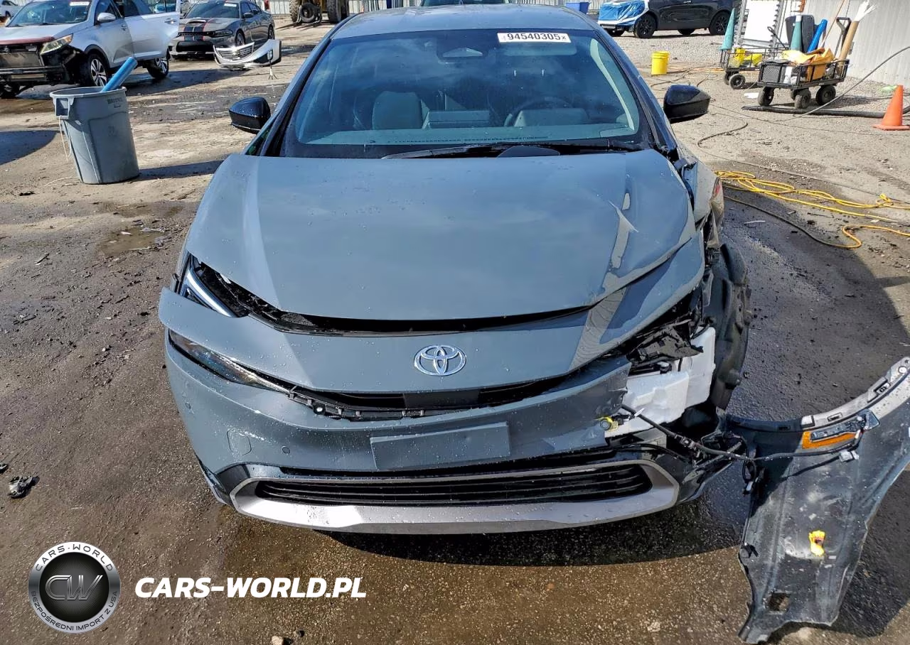 2026 Toyota Prius Le VIN:JTDACAAU5T3067778 - 5