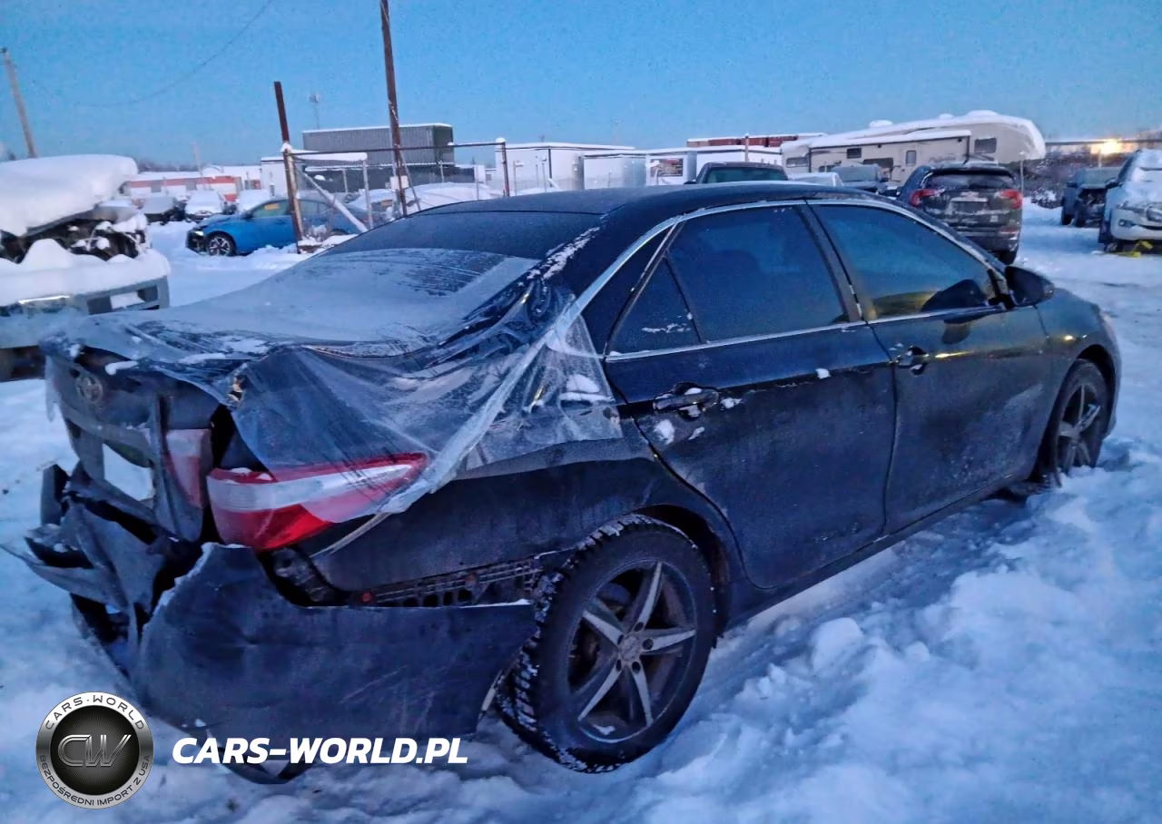 2017 Toyota Camry Le VIN:4T1BF1FK2HU284253 - 3