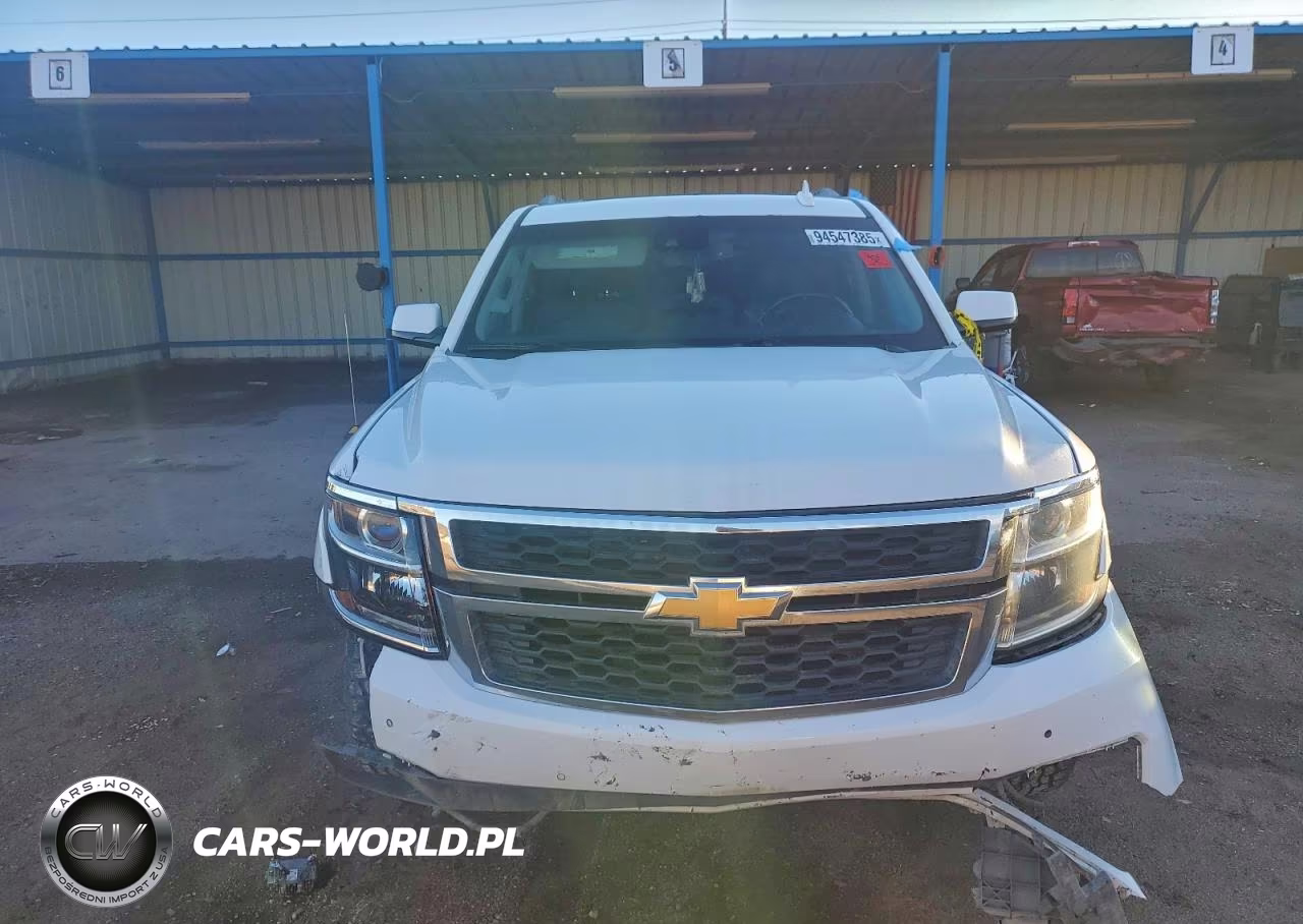 2018 Chevrolet Suburban K1500 Lt VIN:1GNSKHKC9JR240855 - 5