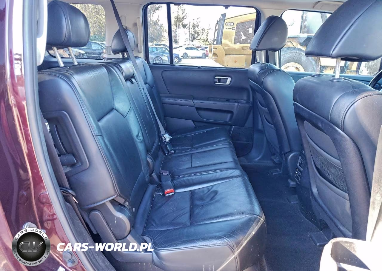 2010 Honda Pilot Touring VIN:5FNYF4H90AB024796 - 11