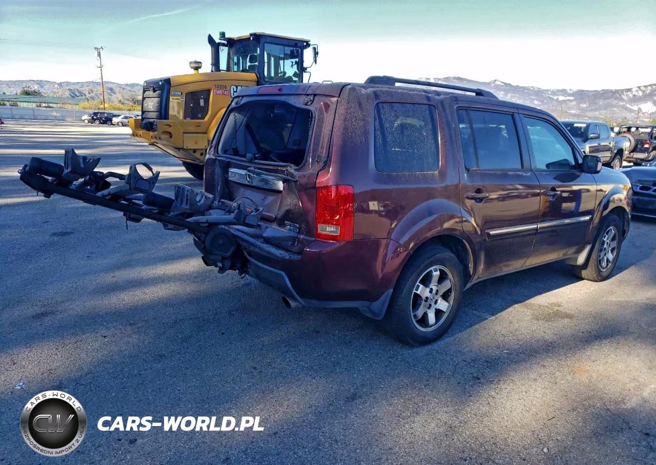 2010 Honda Pilot Touring VIN:5FNYF4H90AB024796 - 3