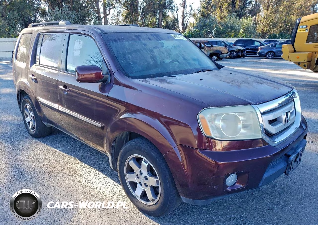 2010 Honda Pilot Touring VIN:5FNYF4H90AB024796 - 4