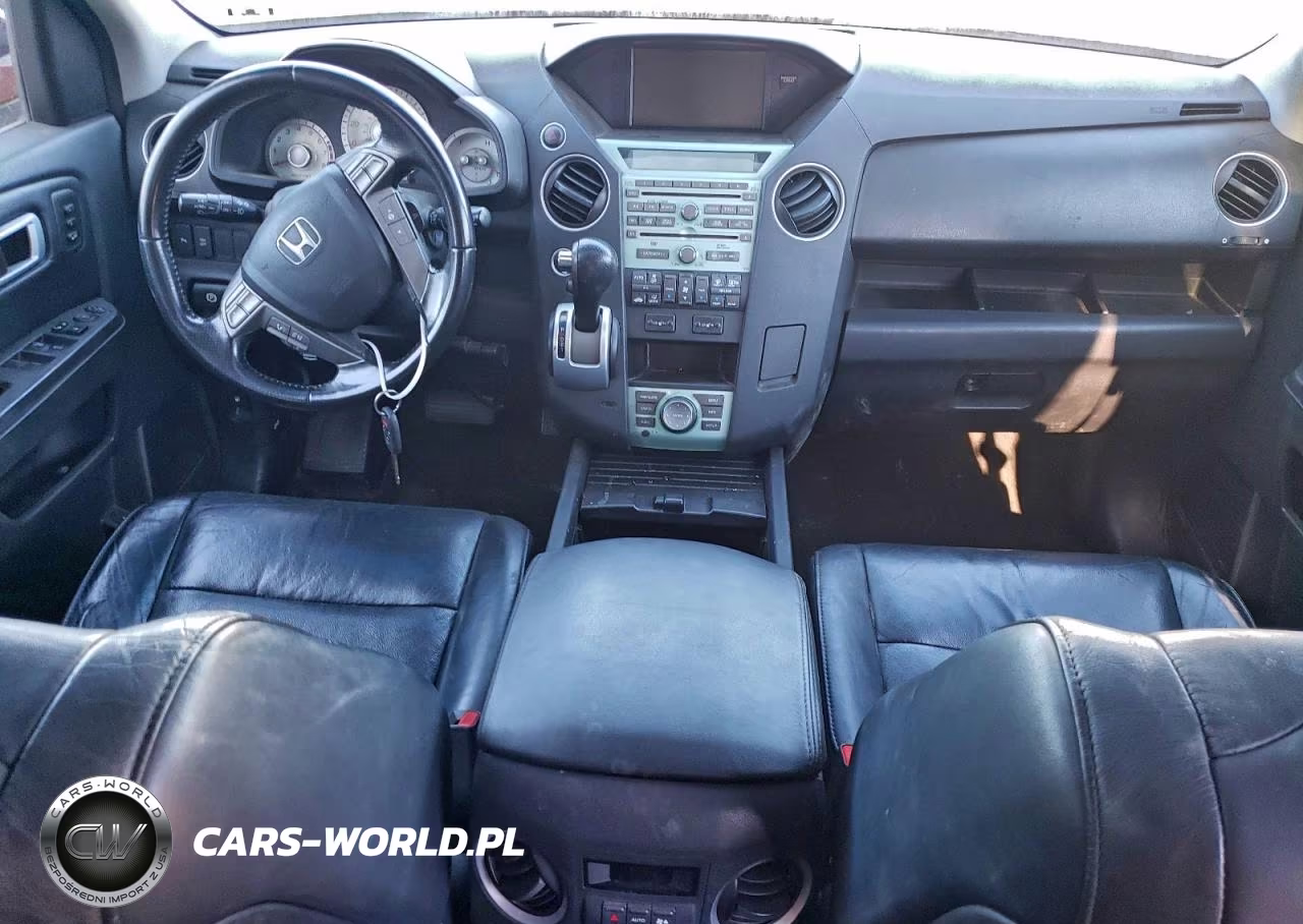 2010 Honda Pilot Touring VIN:5FNYF4H90AB024796 - 8