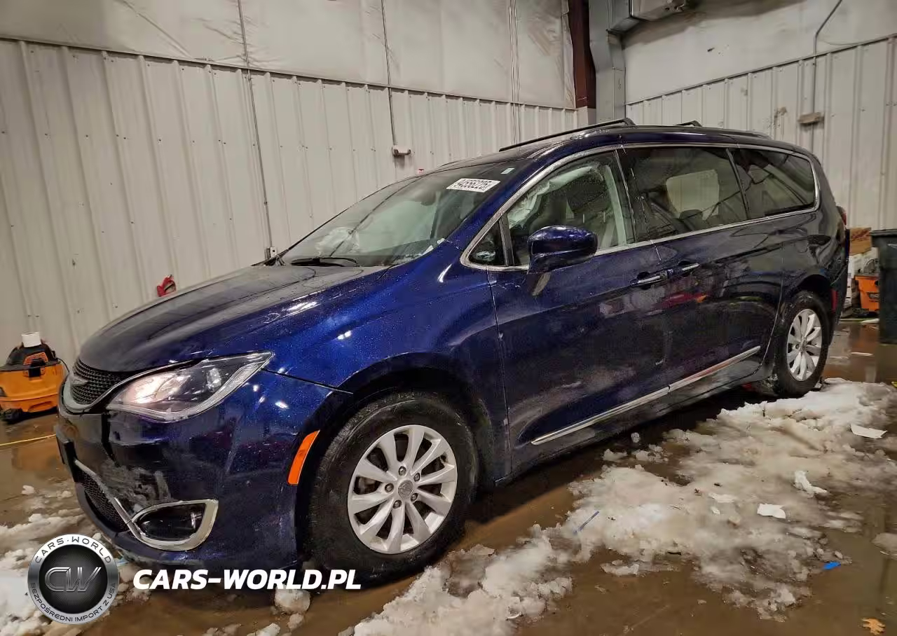 2019 Chrysler Pacifica Touring L