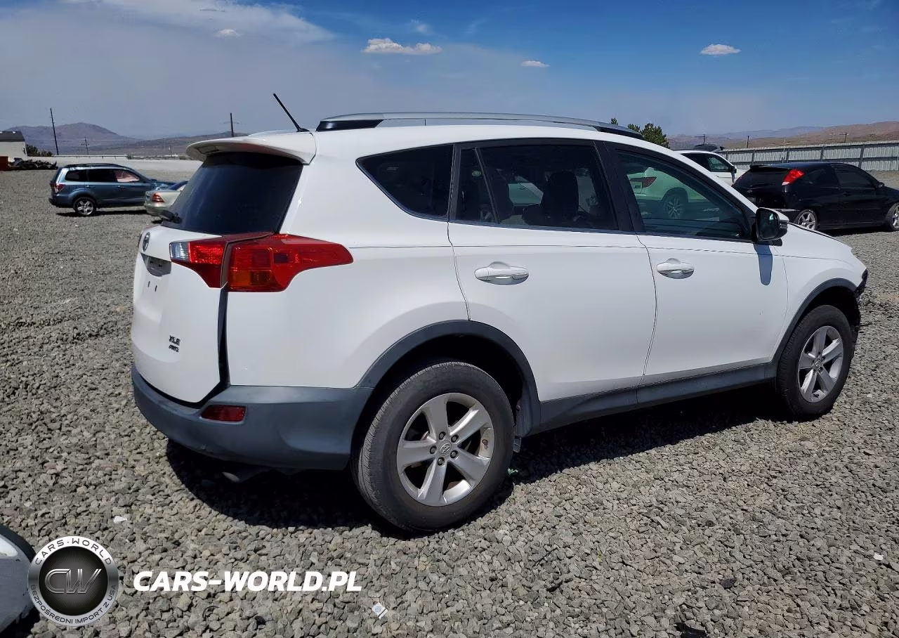 2013 Toyota Rav4 Xle VIN:2T3RFREV7DW024005 - 3