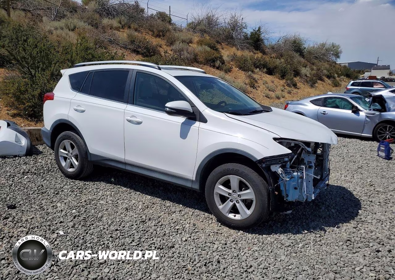 2013 Toyota Rav4 Xle VIN:2T3RFREV7DW024005 - 4