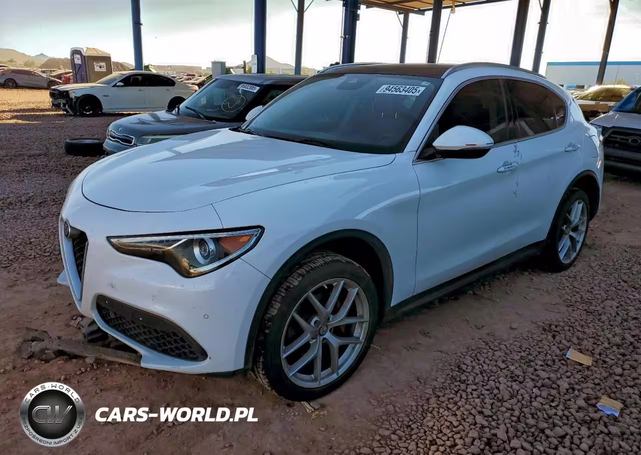 2018 Alfa Romeo Stelvio Ti