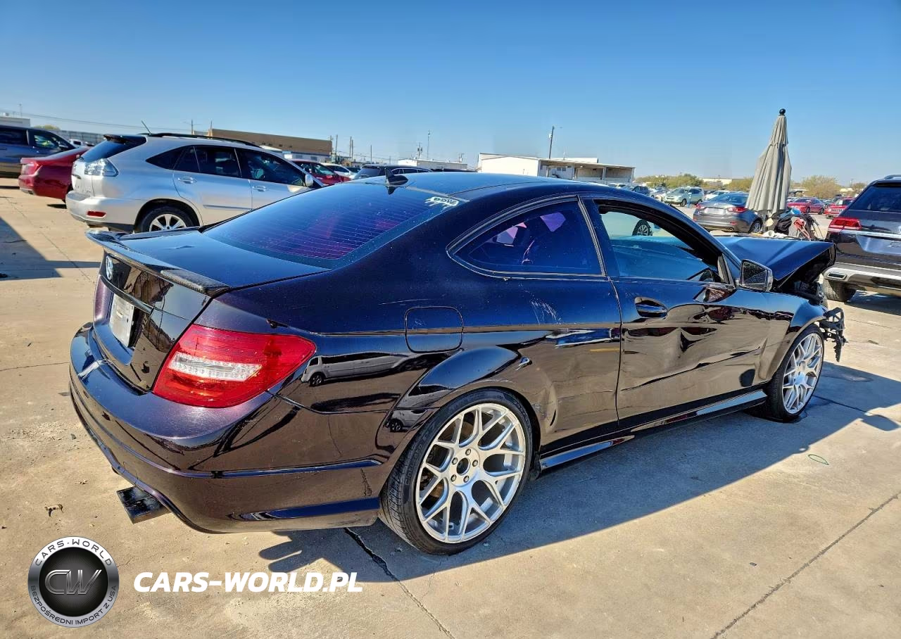 2013 Mercedes-Benz C 250 VIN:WDDGJ4HB0DF977365 - 3