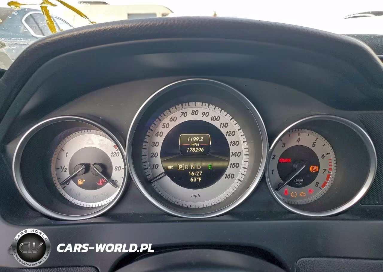 2013 Mercedes-Benz C 250 VIN:WDDGJ4HB0DF977365 - 9