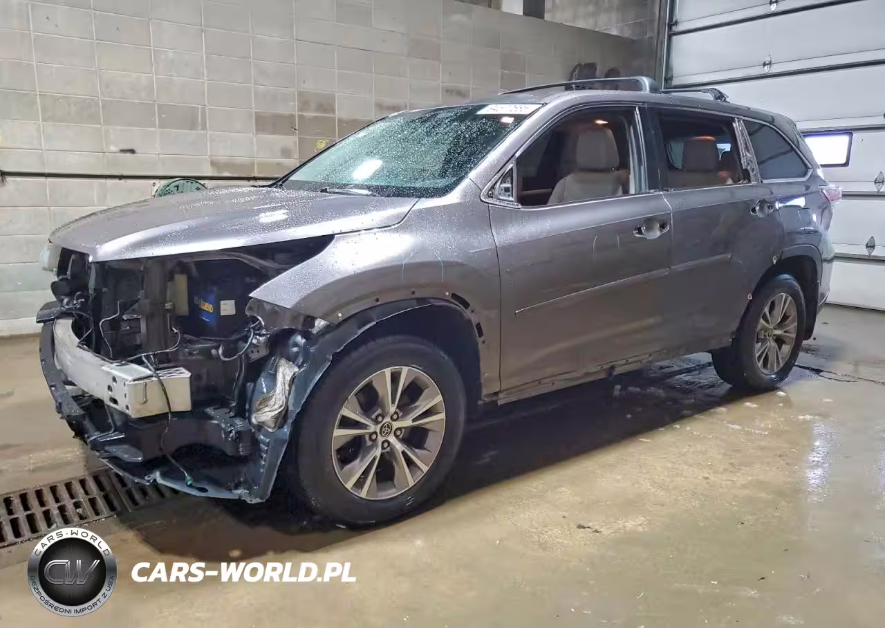 2016 Toyota Highlander Le