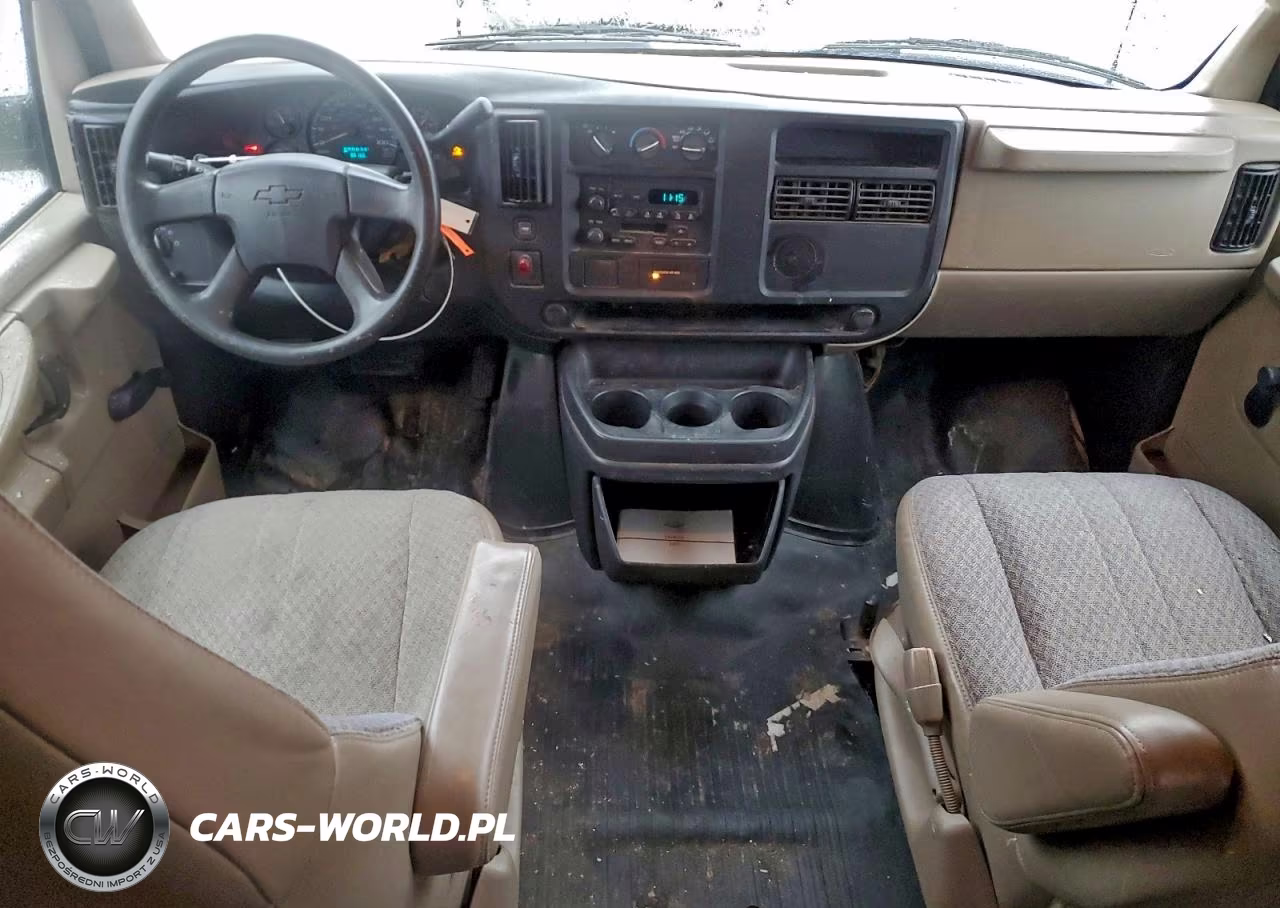 2007 Chevrolet Express Van VIN:1GCFG15X371251875 - 8