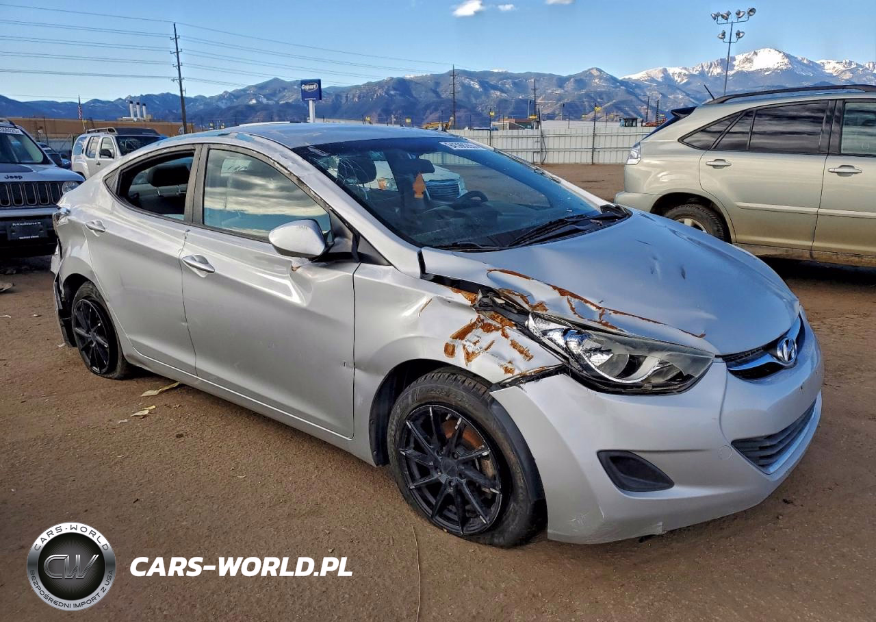 2013 Hyundai Elantra Gls VIN:KMHDH4AEXDU779512 - 4
