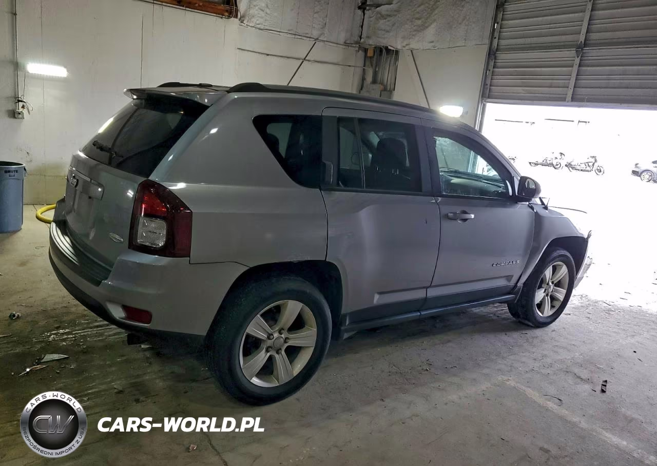 2015 Jeep Compass Latitude VIN:1C4NJDEB5FD291228 - 3