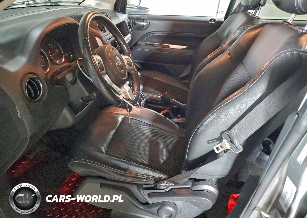 2015 Jeep Compass Latitude VIN:1C4NJDEB5FD291228 - 7