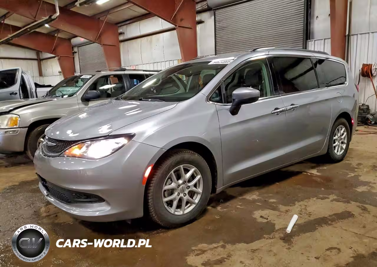 2021 Chrysler Voyager Lxi