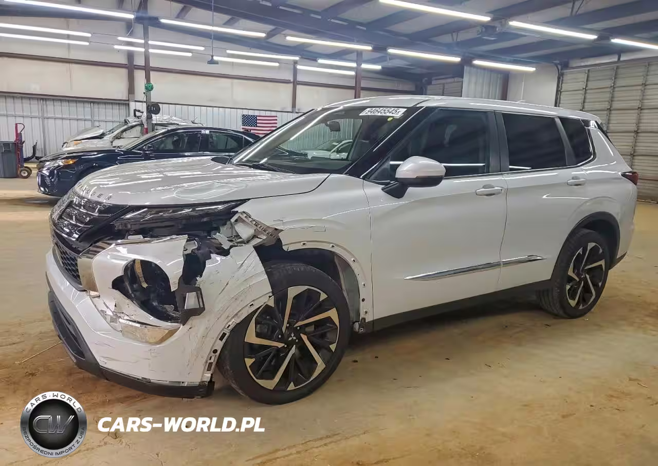 2022 Mitsubishi Outlander Es