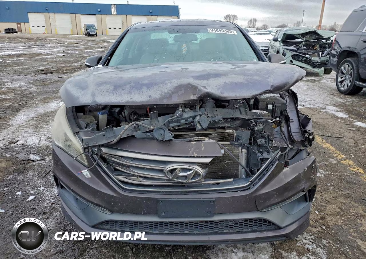 2016 Hyundai Sonata Sport VIN:5NPE34AF4GH422695 - 5