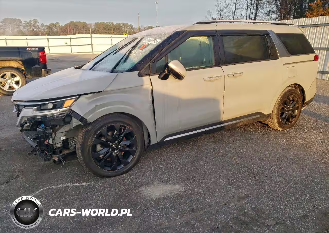 2023 Kia Carnival Sx