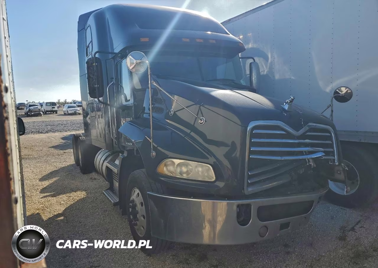 2018 Mack Cxu613 Semi Truck – zdjęcie 1 z 10
