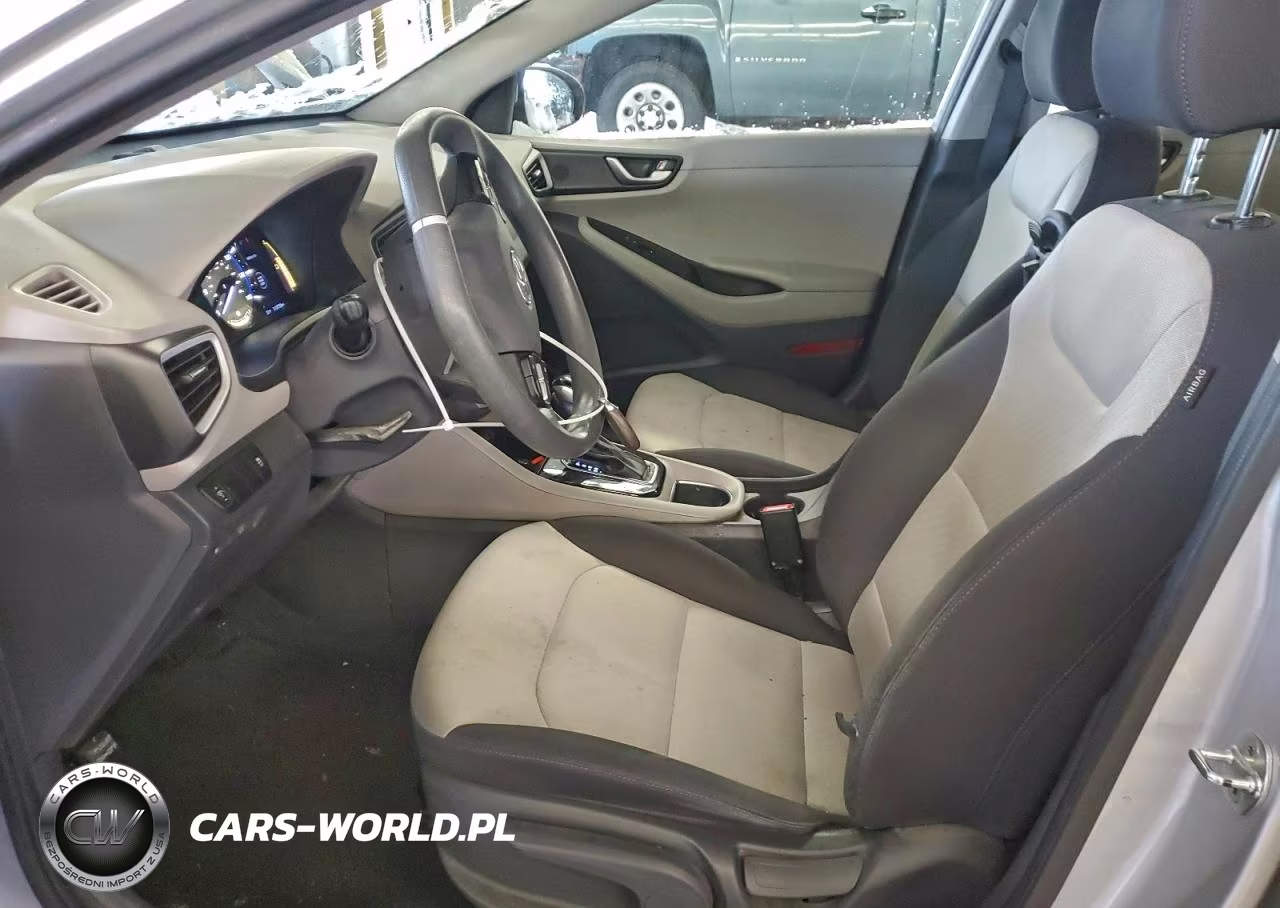 2019 Hyundai Ioniq Blue VIN:KMHC65LCXKU156830 - 7