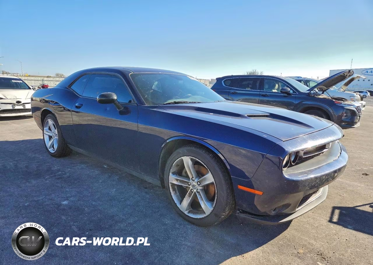 2017 Dodge Challenger Sxt VIN:2C3CDZAG7HH516899 - 4