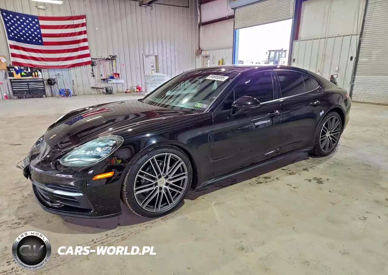 2019 Porsche Panamera 4
