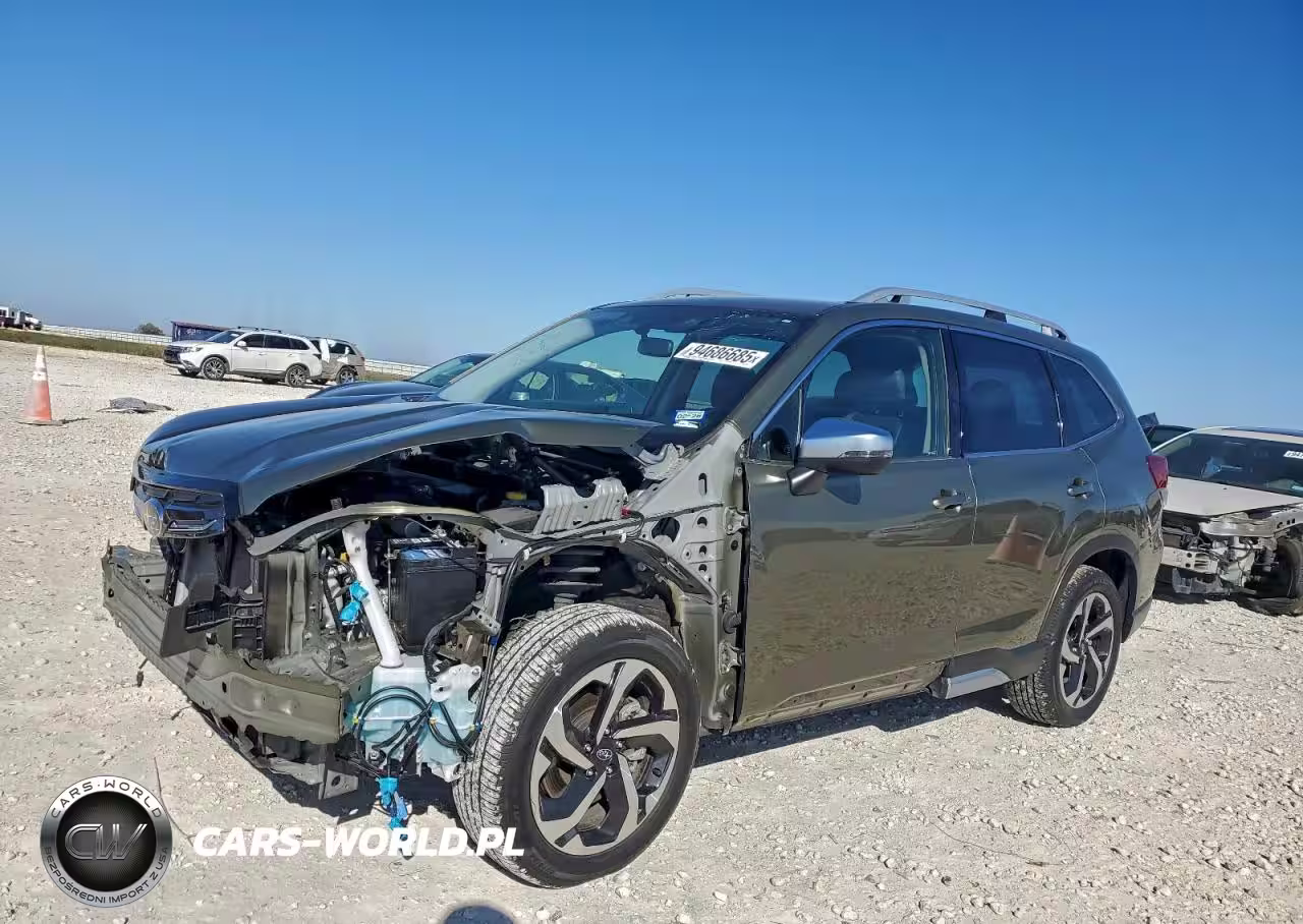 2023 Subaru Forester Touring