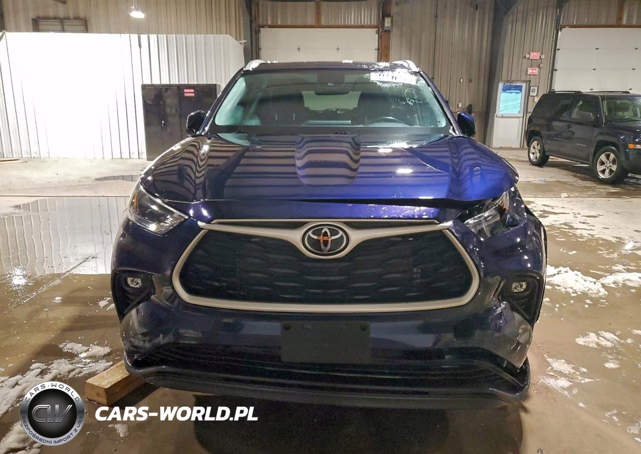 2022 Toyota Highlander Xle VIN:5TDHZRBH6NS566605 - 5